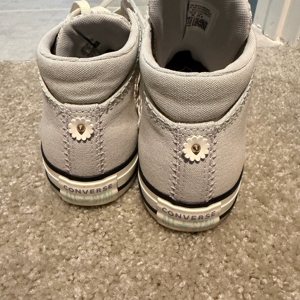 Converse Mid-Tops with Gold Accents - Picture 5 of 9